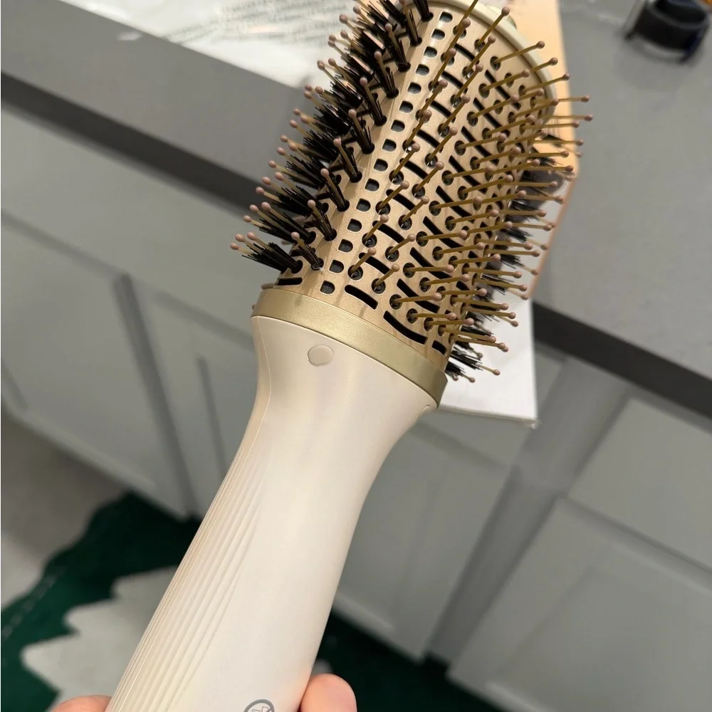 3 in 1 Gold and Black Hair Styling Brush